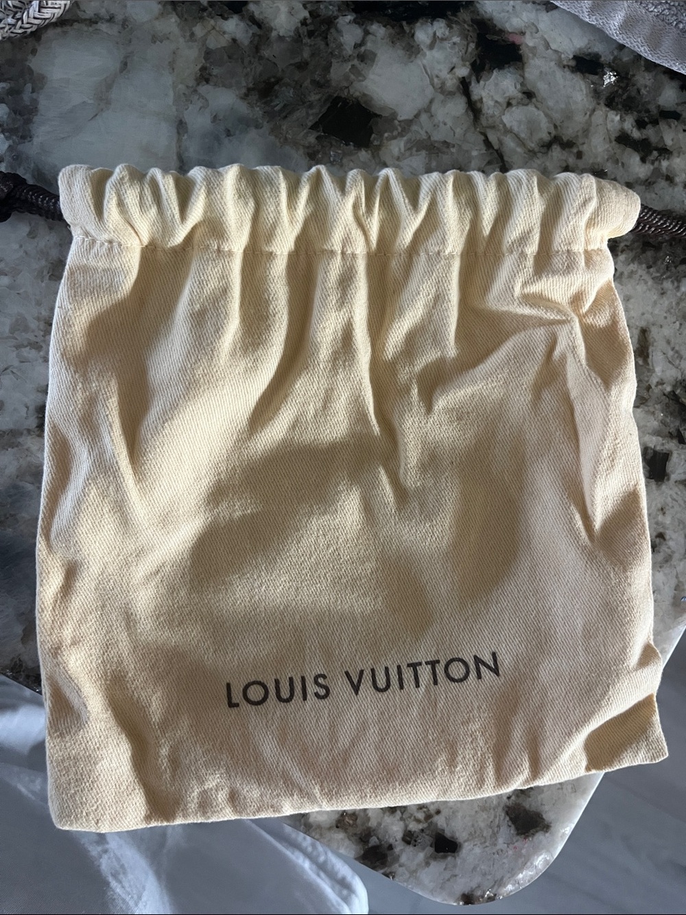 Louis Vuitton Damier Azur Canvas Belt with Gold Buckle - Picture 5 of 5